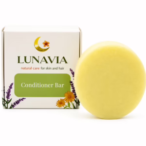 Lunavia-Natuurlijke-Conditioner-Bar-–-Hydratatie-Glans-65g-Doosje-en-zeep