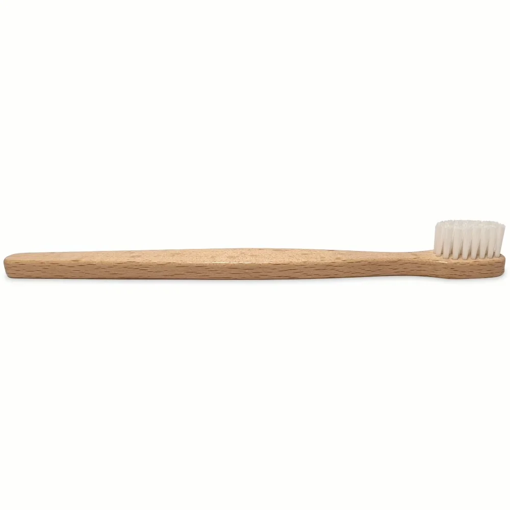 Purely Wood tandenborstel Zwarte Woud voor kinderen met beukenhouten handvat en nylon haren, zijaanzicht